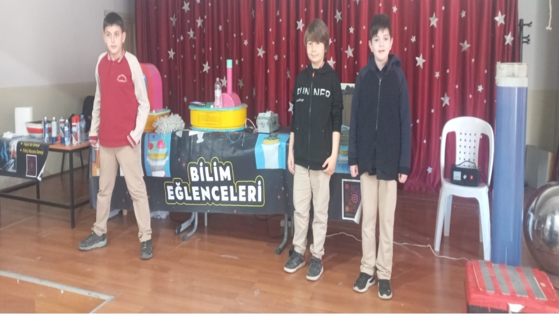 Okulumuzda Bilim Şenlikleri Haftası
